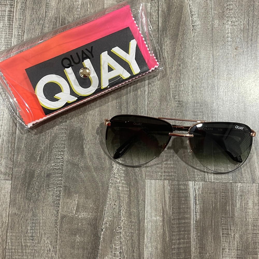 Quay “The Playa” Sunglasses